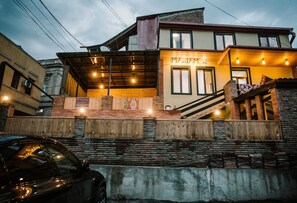 Exterior - Mariam R (Tbilisi)