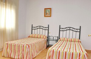 2 bedrooms, bed sheets