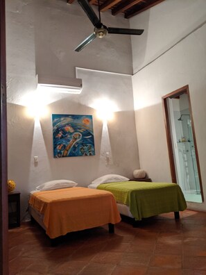 5 bedrooms, free WiFi, bed sheets, wheelchair access