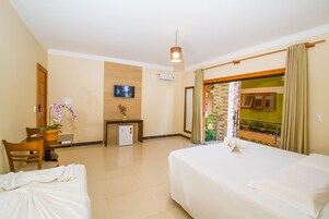 Minibar, una cassaforte in camera, Wi-Fi gratuito, lenzuola