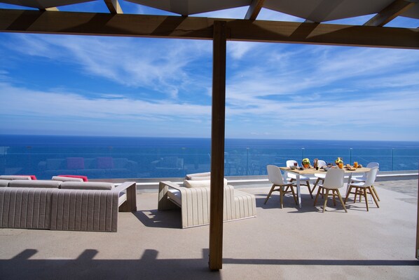 Villa | Terrace/patio