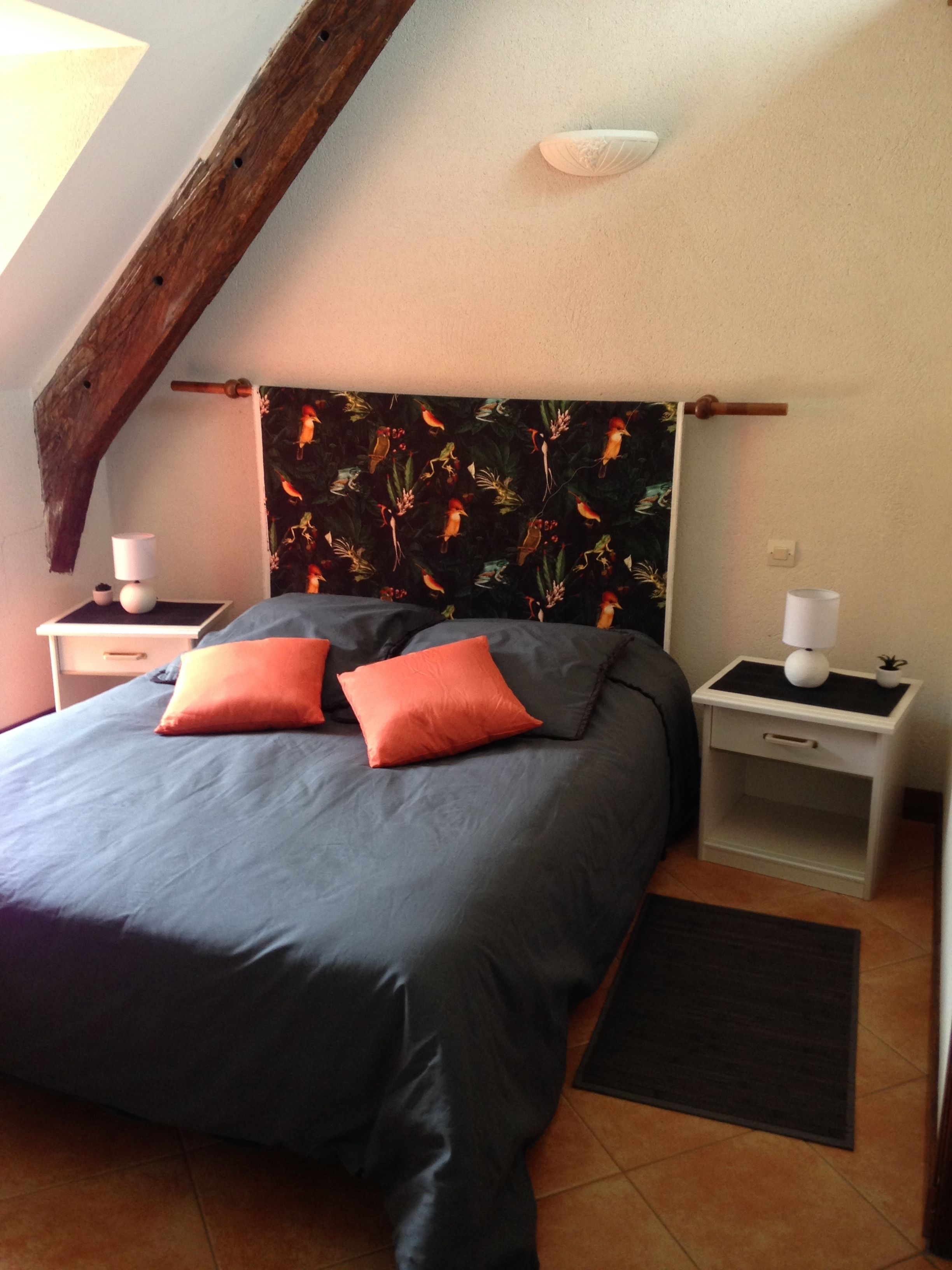 1 habitación, decoración personalizada y muebles diferentes 