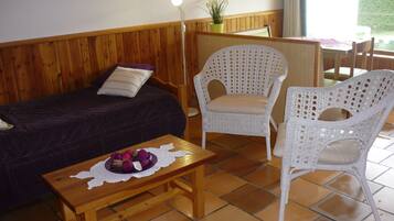 Studio | Area keluarga