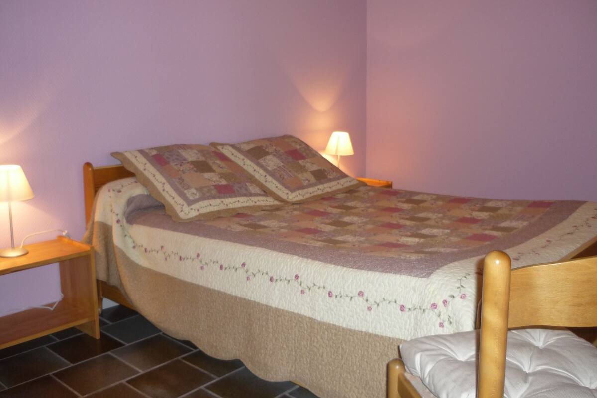 Estudio | 1 dormitorio, cunas gratuitas, wifi gratis y ropa de cama