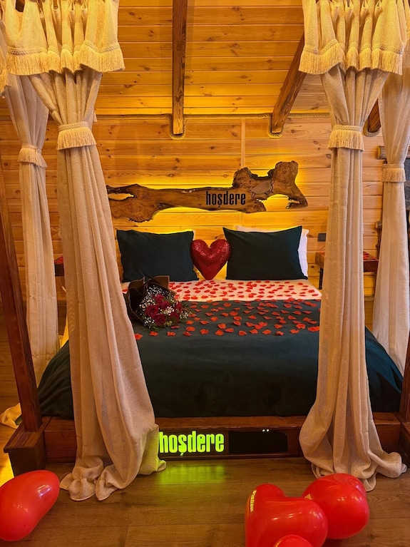 Ozbek pornosini tomosha qiling Balzakning XXX