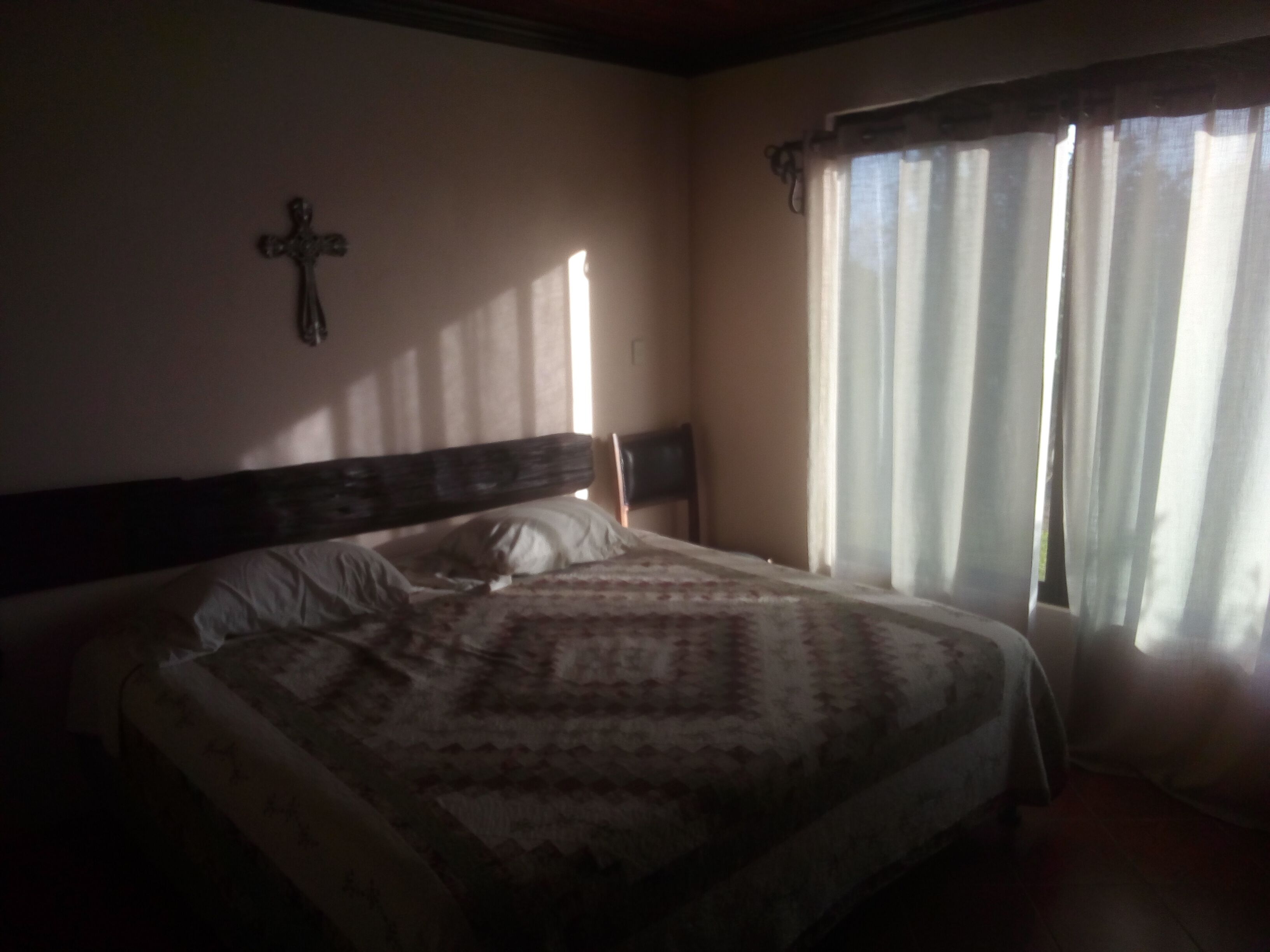 3 間睡房、熨斗/熨衫板、床單