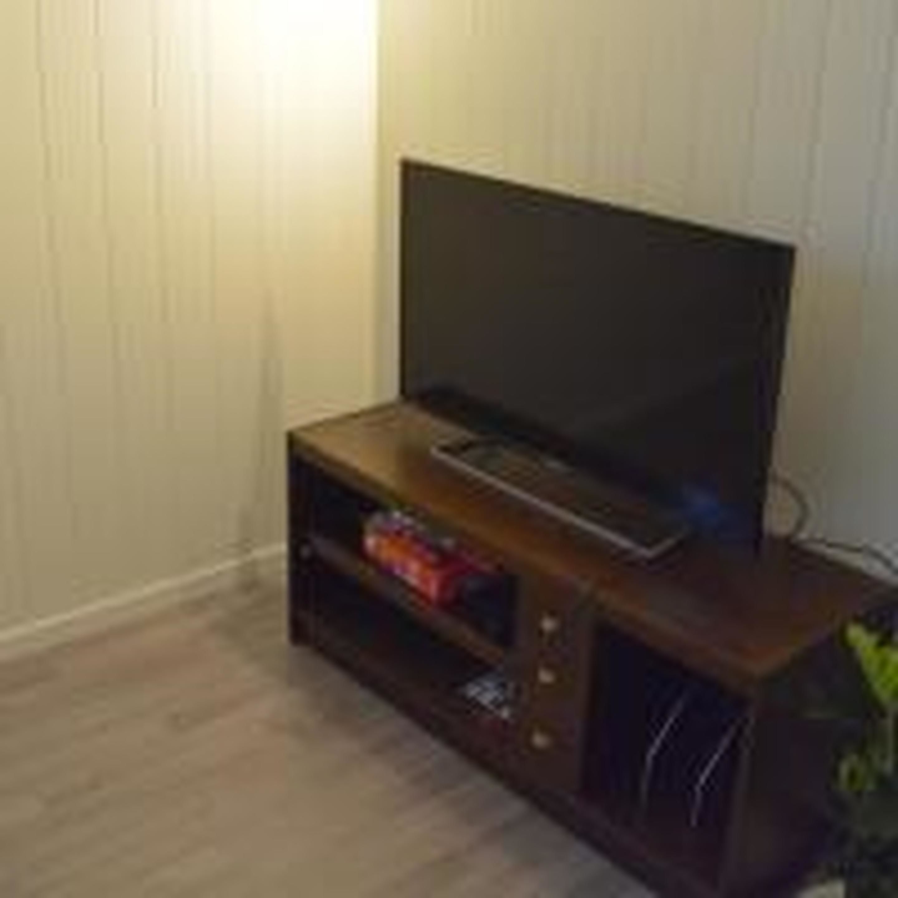 1 bedroom, iron/ironing board, WiFi (free)
