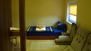 WiFi (free), bed sheets - Alte Baeckerei Gerichshain (Machern)