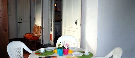 Appartamento, 2 camere da letto (C-5) | Balcone