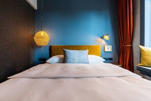 Premium bedding, pillow-top beds, in-room safe, blackout curtains - Gambino Hotel Werksviertel (Munich)