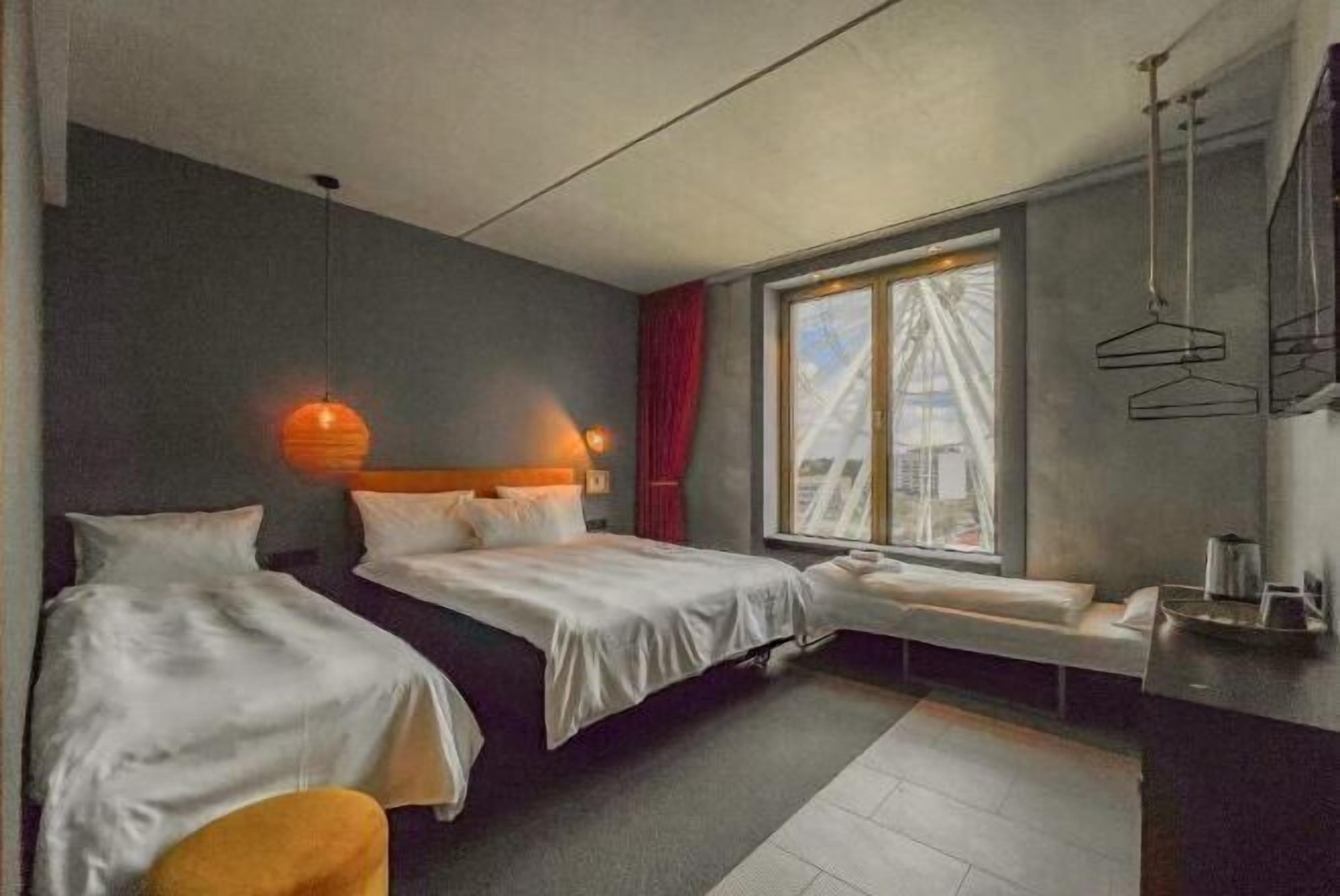 Ropa de cama de alta calidad y camas con pillow-top 