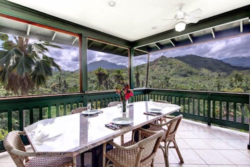 Nohonani - a 1br/2ba home with mountain views in Wainiha
