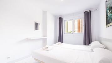 2 chambres, fer et planche Ă repasser, Wi-Fi gratuit, draps fournis