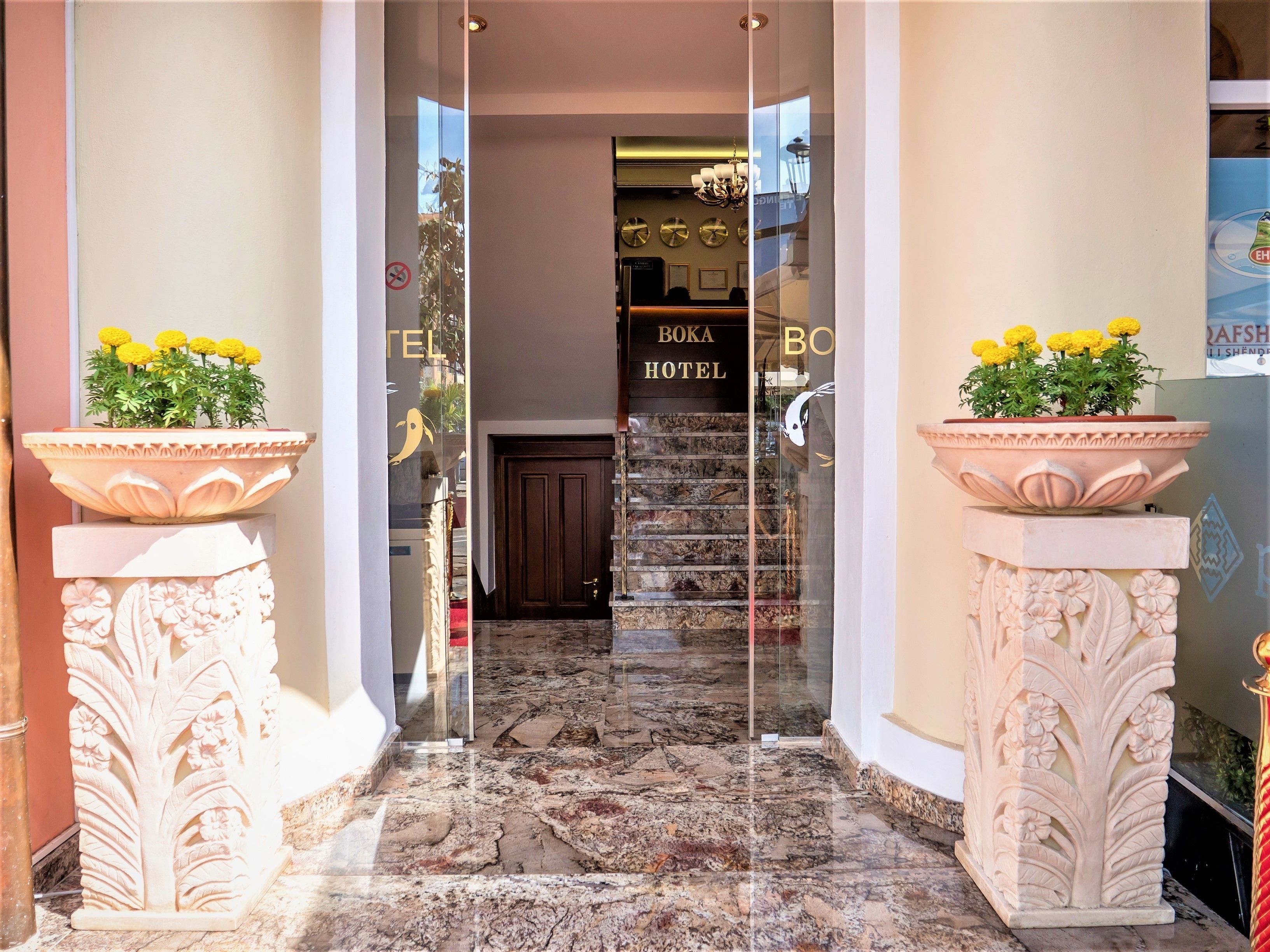 مدخل المنشأة