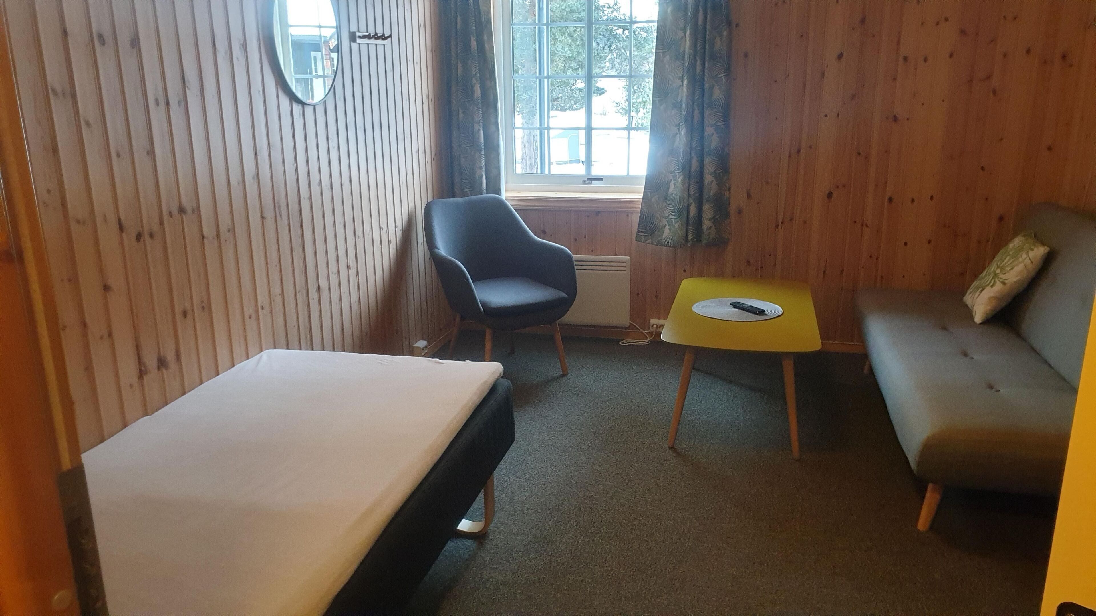 room, annex building (excluding bed linen and towel) | blackout curtains, soundproofing