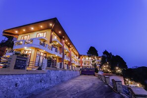 Exterior - Green n Breeze Resorts (Dehradun)