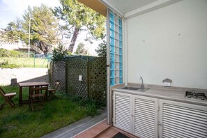 Outdoor dining - N151 - Numana, delightful two-room apartment with porch (Numana)