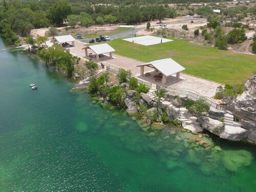 Cabin 3 of 7 With Private River Access to the Nueces River