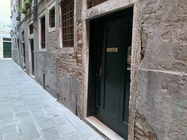 Fachada da propriedade