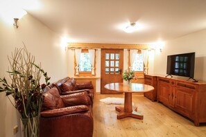 1 bedroom, minibar, desk, blackout curtains