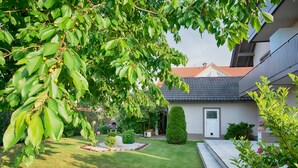 Garden - Appartmenthaus Badria (Bad Fuessing)