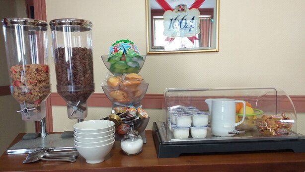 Petit déjeuner buffet