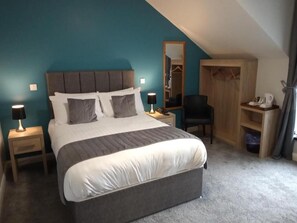 Superior Double Room - Standing Stones Lodge (Belfast)