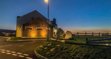 Standing Stones Lodge