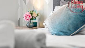 2 bedrooms, iron/ironing board, travel crib, free WiFi