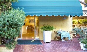 Property entrance - Hotel Meridiana (Campo nell'Elba)