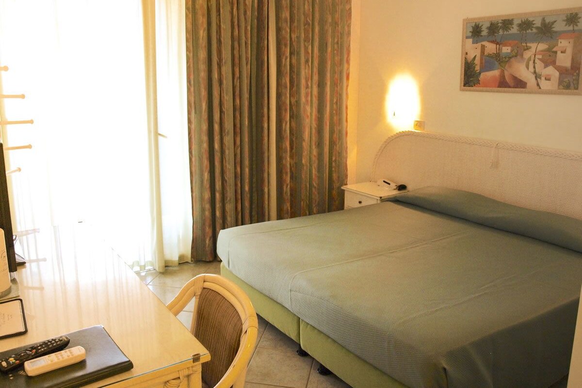 In-room safe, desk, blackout curtains, free WiFi