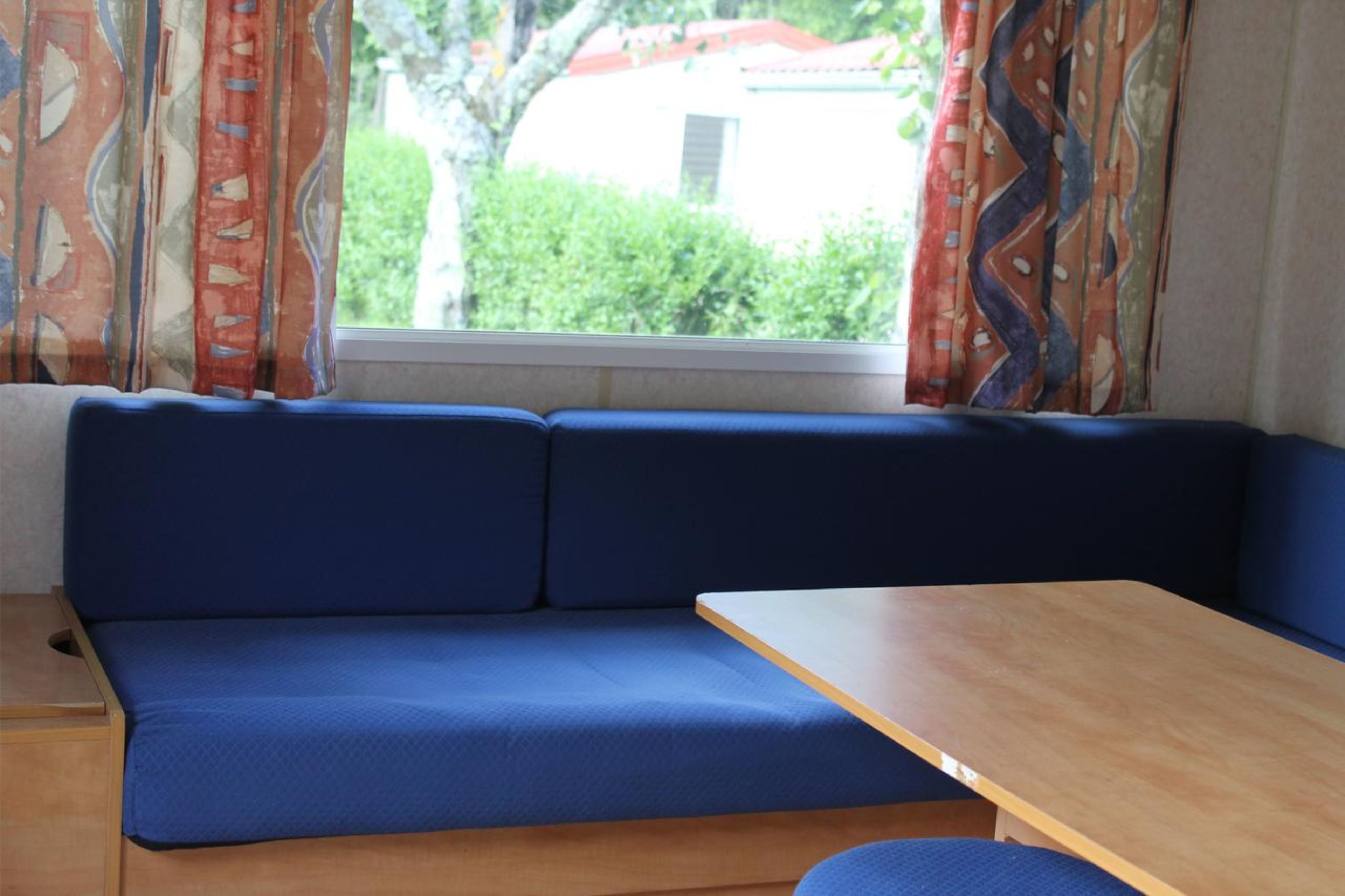 行動屋, 2 間臥室, 山景 | 起居區