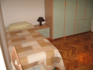 Appartement (2 Bedrooms) | 2 chambres, accès au Wi-Fi (inclus), literie fournie