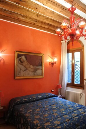 2 bedrooms, iron/ironing board, bed sheets - Grimaldi Apartments - Corte Contarina (Venice)