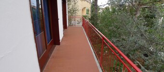 Apartment for six Persons With Three Bedrooms and Internet