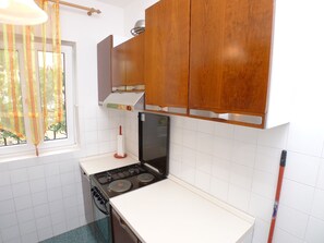 Apartment (3 Bedrooms) | Private kitchen