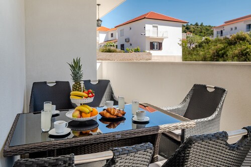 Appartements de vacances de luxe ALKAR avec piscine