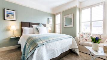 Luxury Room, 1 King Bed (The July) | Egyptian cotton sheets, premium bedding, iron/ironing board, free WiFi