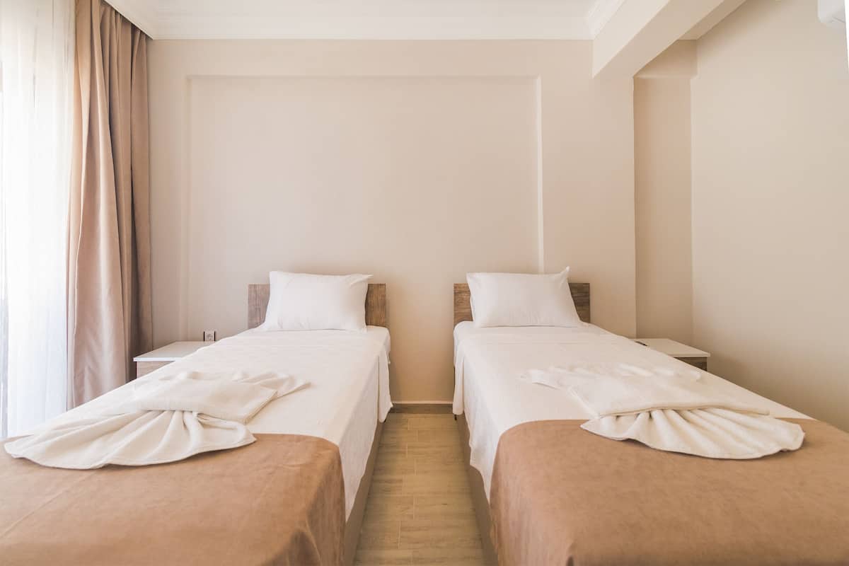 Standard Twin Room | Blackout drapes, rollaway beds (surcharge)