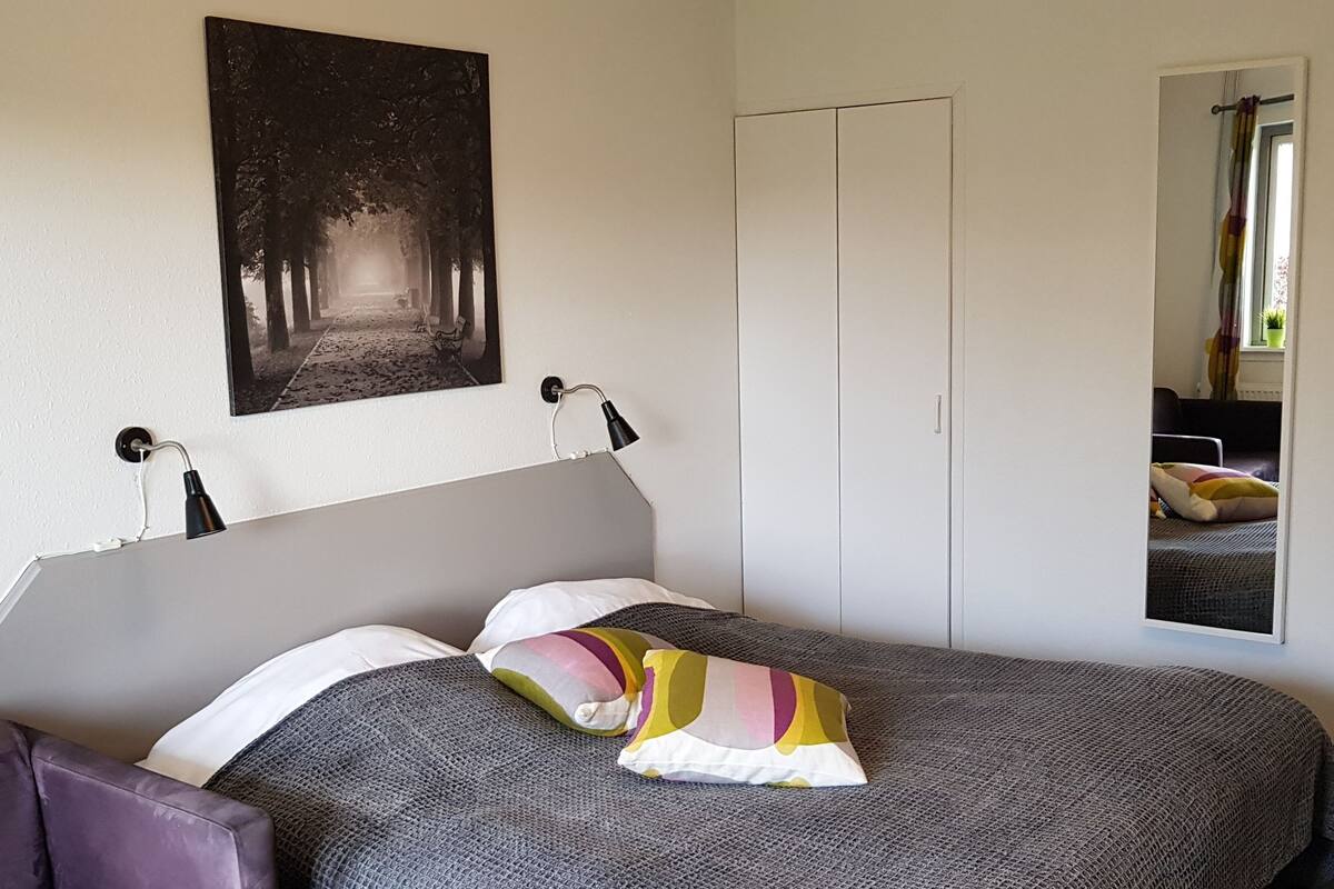 desk, laptop workspace, soundproofing, iron/ironing board