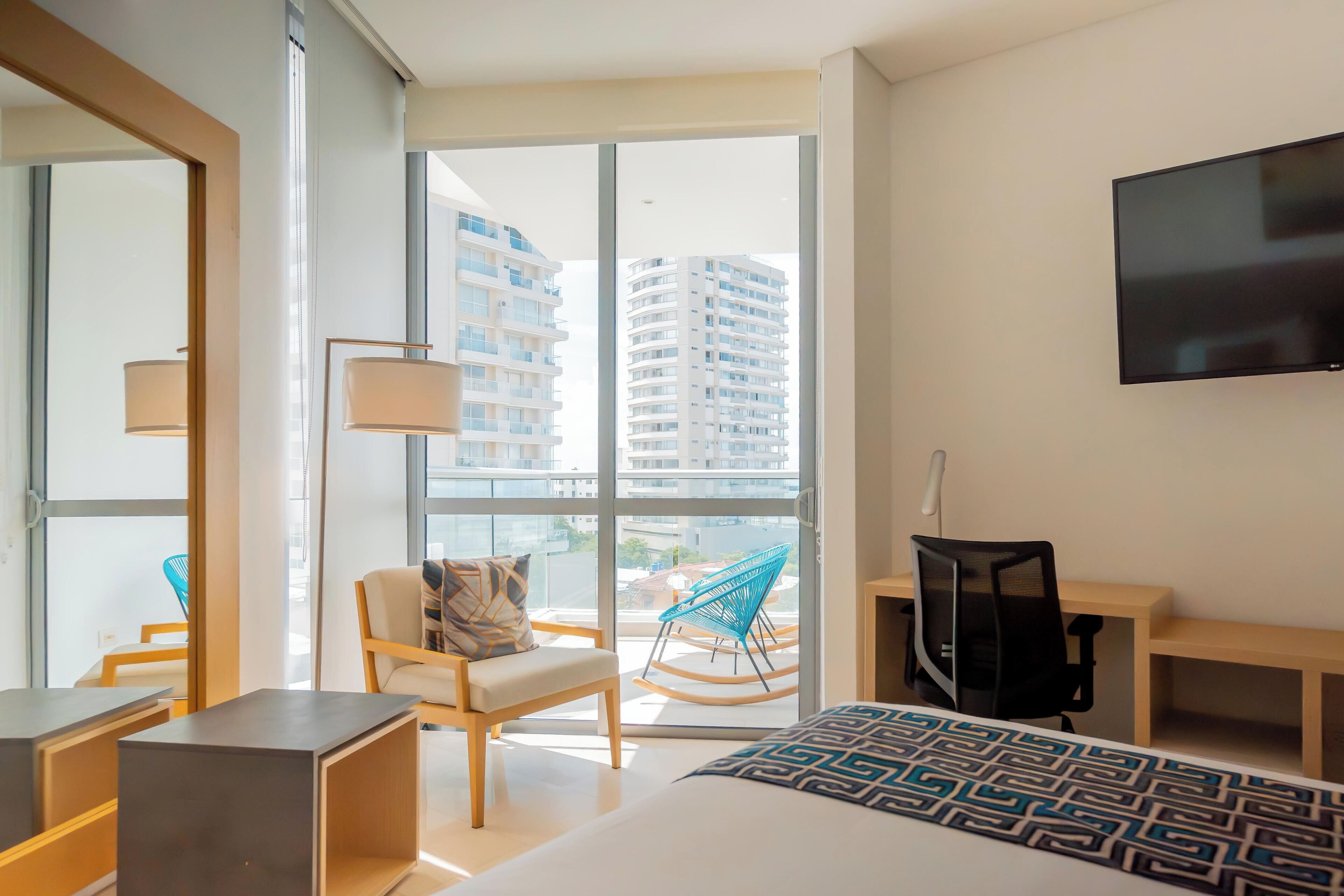 1 habitación, cubrecamas y caja de seguridad en la habitación 