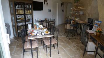 Colazione continentale inclusa, servita tutte le mattine