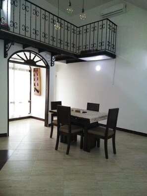 Front of property - Casa Grande Exclusiva Zona Norte (Armenia)