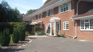 Egyptian cotton sheets, premium bedding, Tempur-Pedic beds