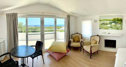 Villa White