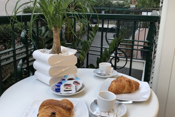 Dagelijks selfserviceontbijt inbegrepen