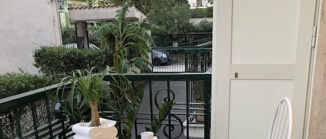 Quarto casal superior, sacada | Roupas de cama premium, edredons de pluma