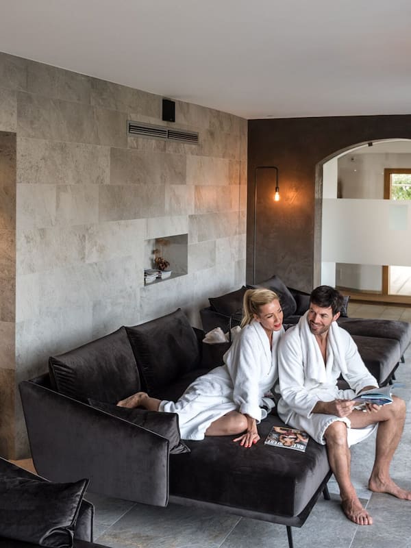 Sauna, baño de vapor, aguas termales y tratamientos corporales