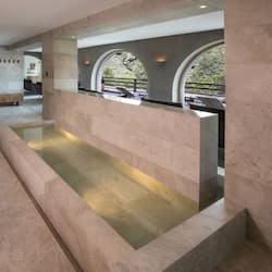 Sauna, baño de vapor, aguas termales y tratamientos corporales
