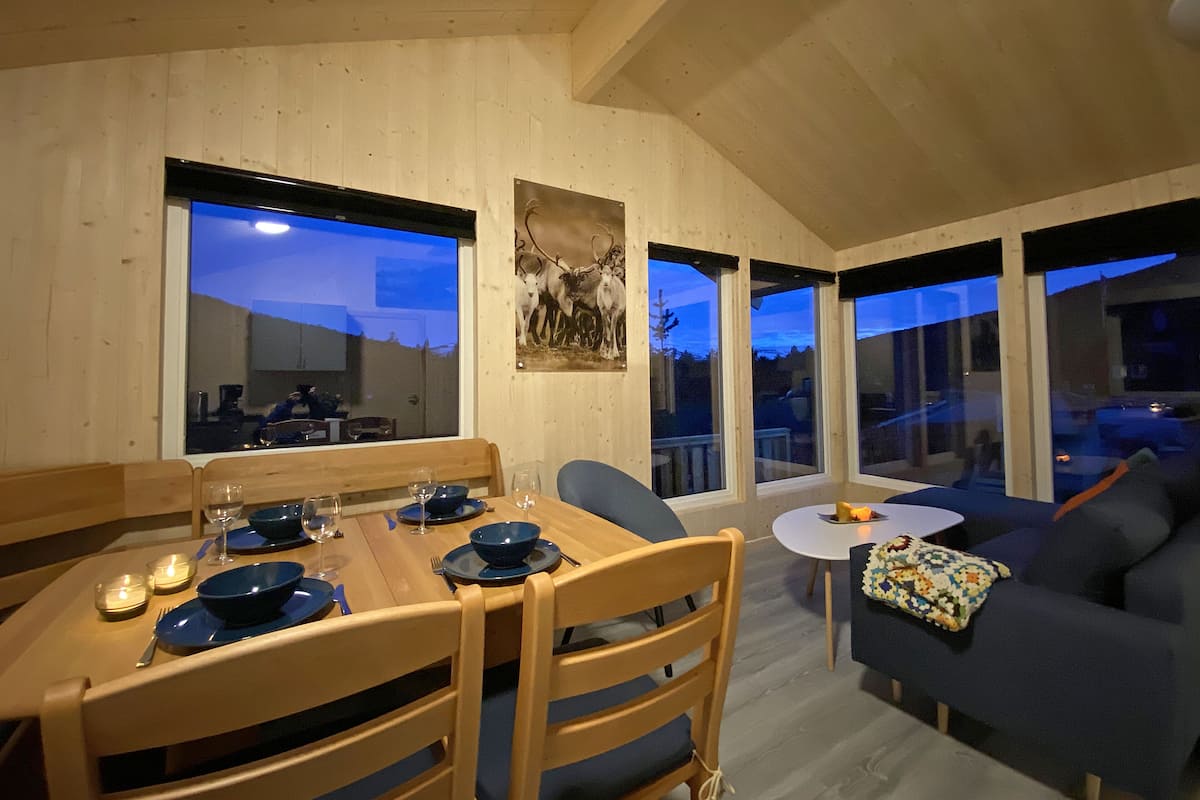 Cabin, 2 Bedrooms (New)